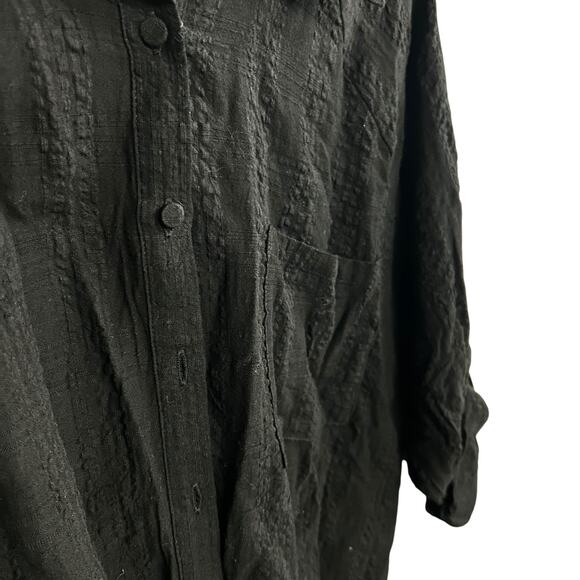 Black Textured Button-Front Shirt L Long Sleeve Roll-Tab Textured Fabric - Picture 2 of 8
